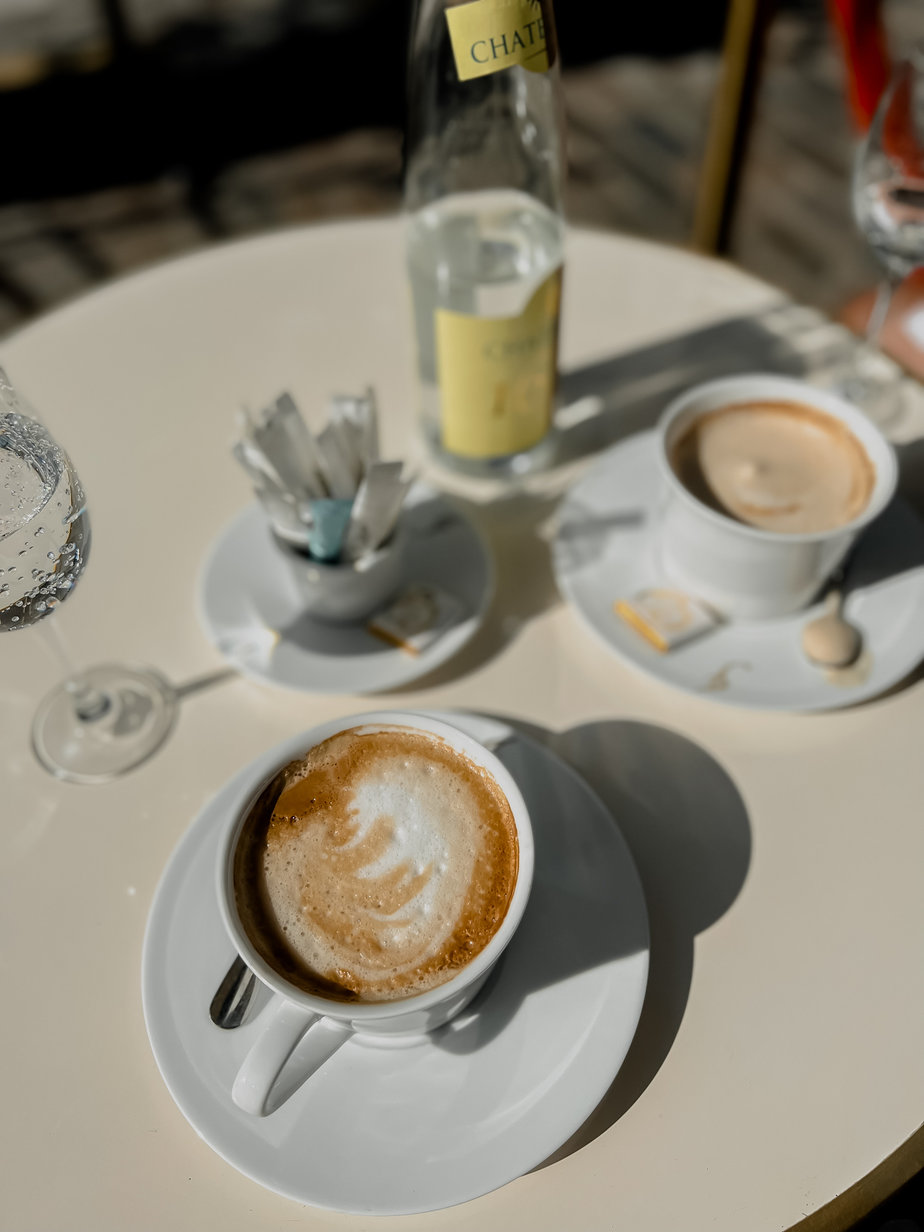 coffee cup on the table in paris 