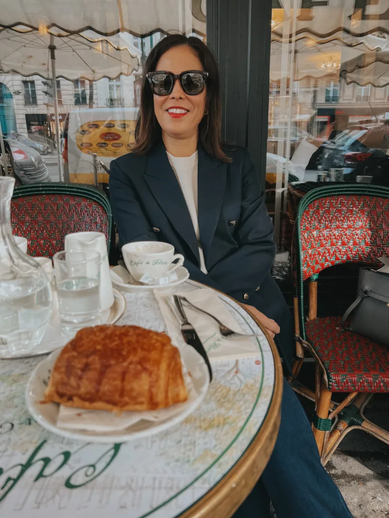cafe de flore paris Cafe de Flore in Paris | 5 Favorite Parisian Cafés To Visit