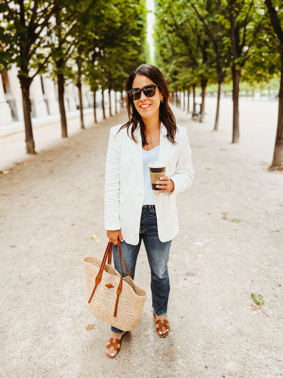 white blazer with jeans, sezane sandals, market tote