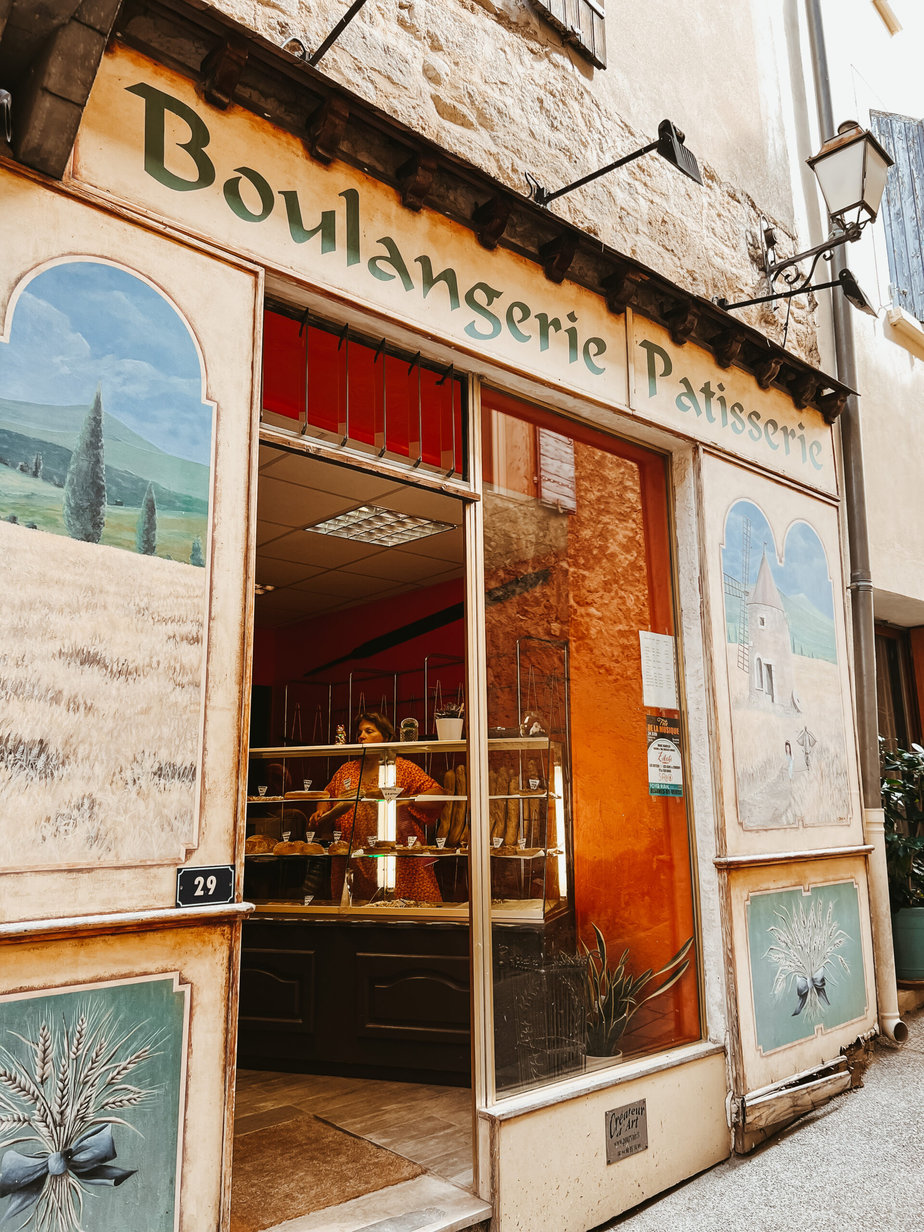 Beaumes-de- Venise Provence Boulangerie in Beaumes-de-Venise in Provence
