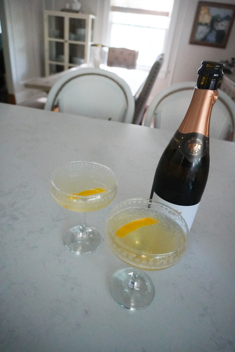 FRENCH 75 COCKTAIL ON A MARBLE COUNTER