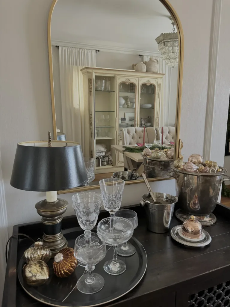 The French ApƩro The French ApƩro