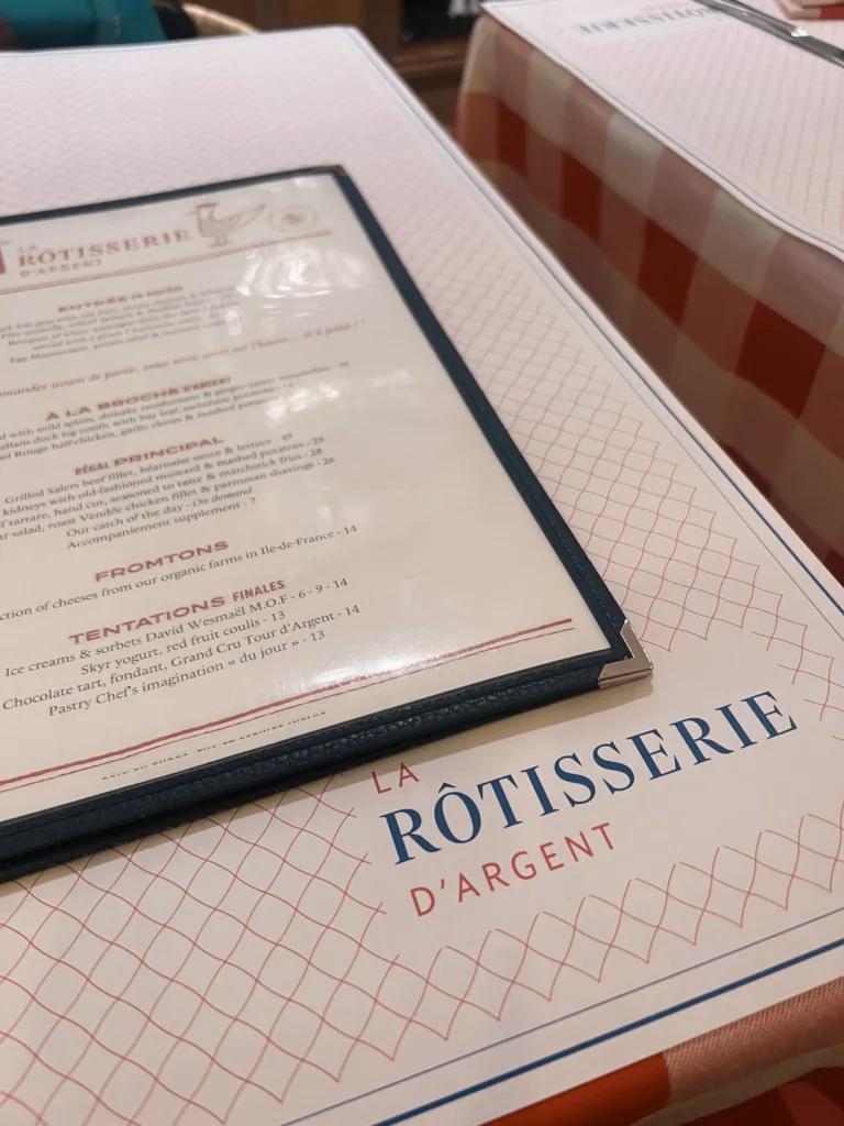 menu of a restaurant in Paris for where to eat in Paris.