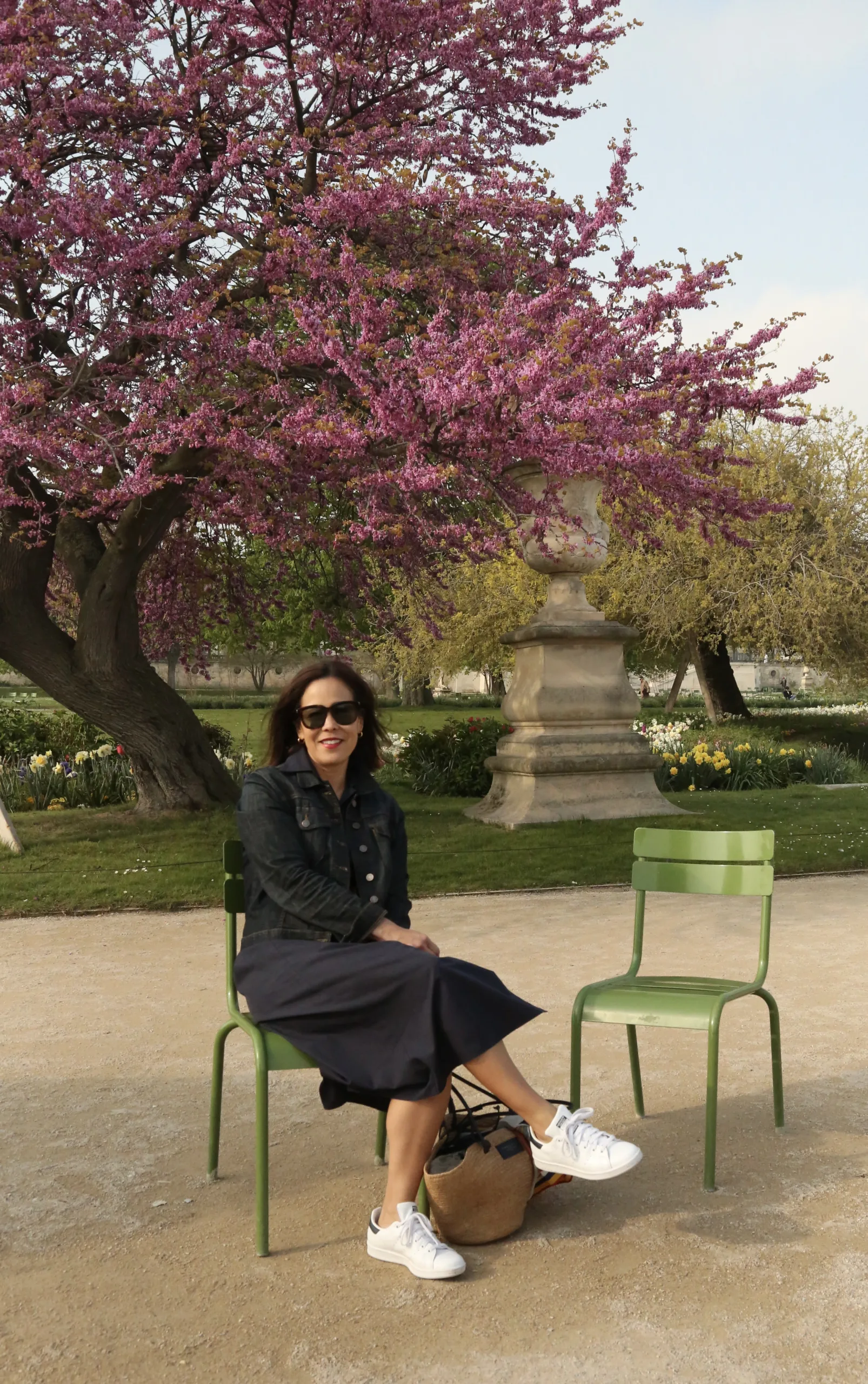 22 pieces for a Parisian inspired spring capsule to look chic and classic.