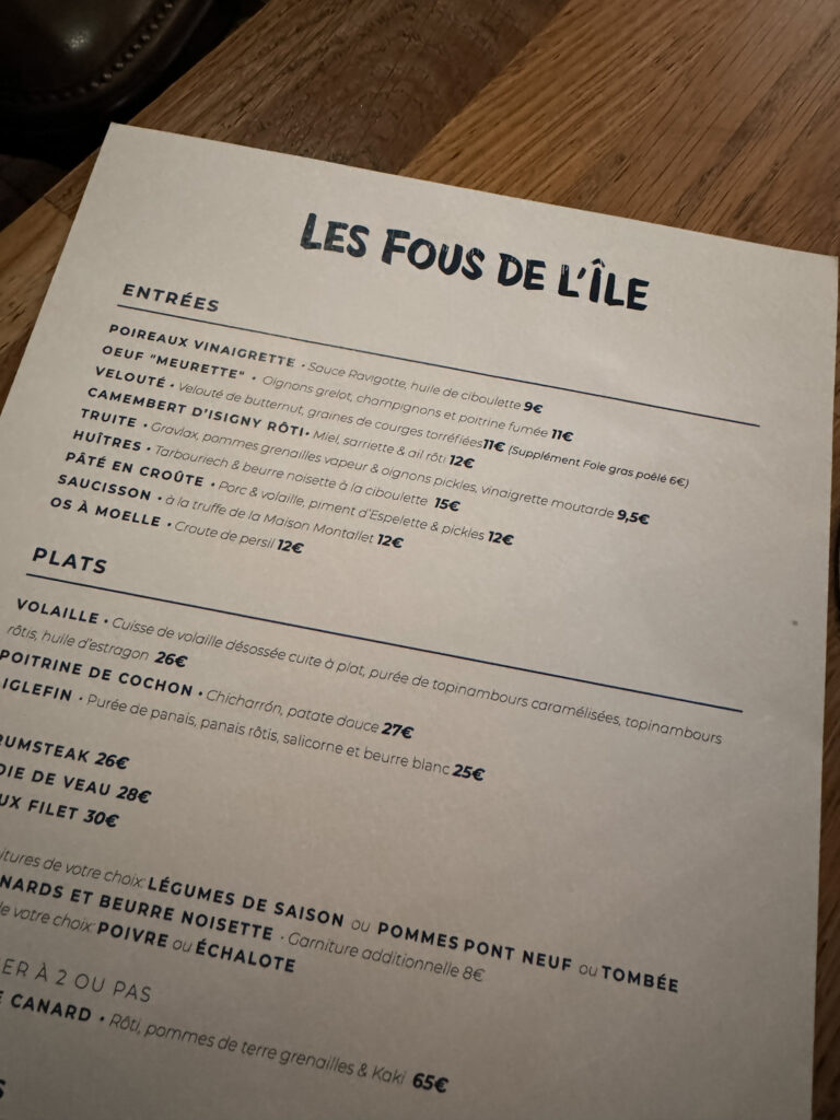 Places to eat in Paris, menu of restaurant in the 4th.