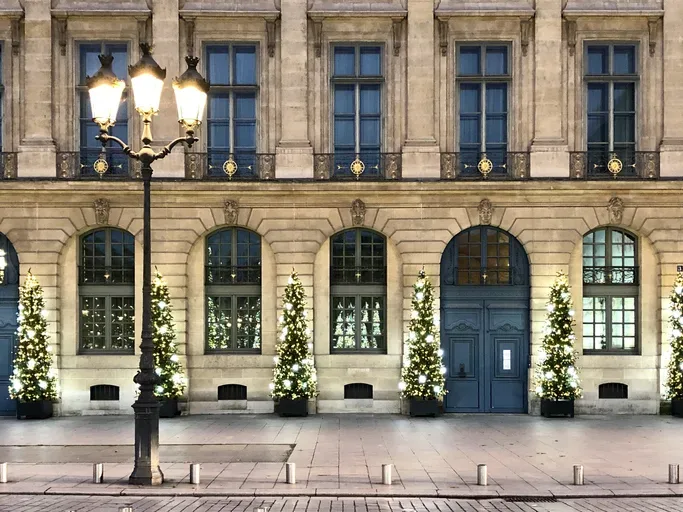 Place Vendome in Paris at Christmas time for the ultimate Francophile gift guide.