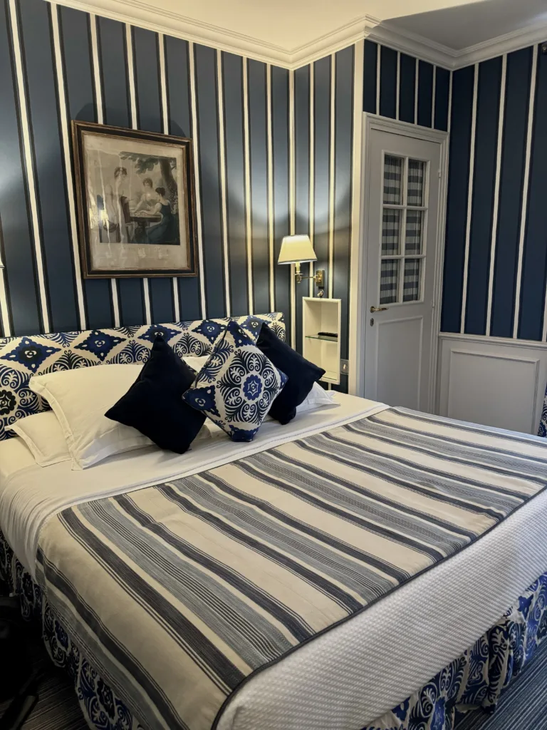 Blue and white striped room.