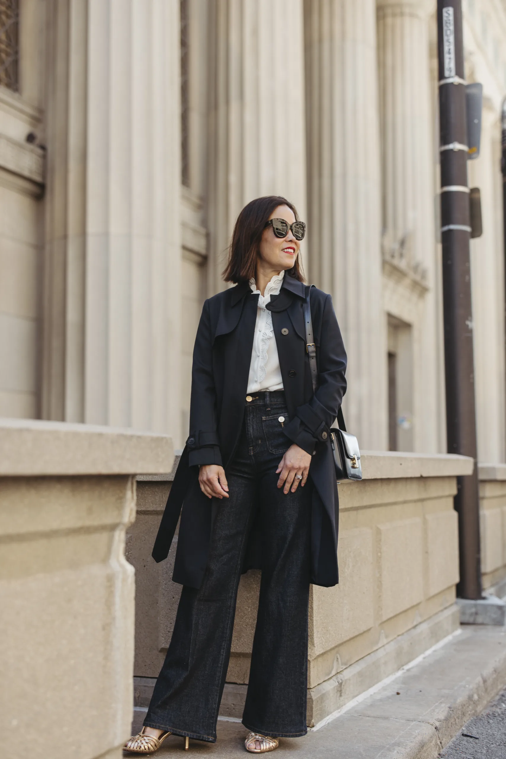 Outfits to wear in spring with navy trench coat, gold sandals.