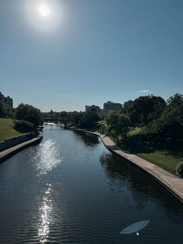 Picture of waterway in Kansas City.