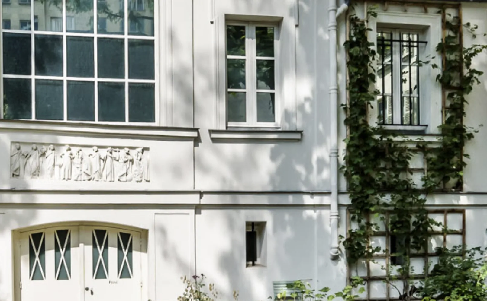 Exterior of Delacrois Museum in Paris.